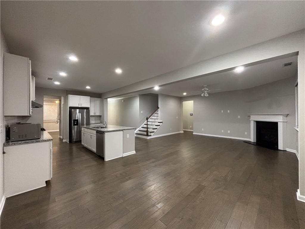 5 bedroom, 4 bathroom, 3,278 sq ft single family residence for rent at 96 Round Pond Drive, Lilburn, GA 30047 for $3,200 a month — photo 9