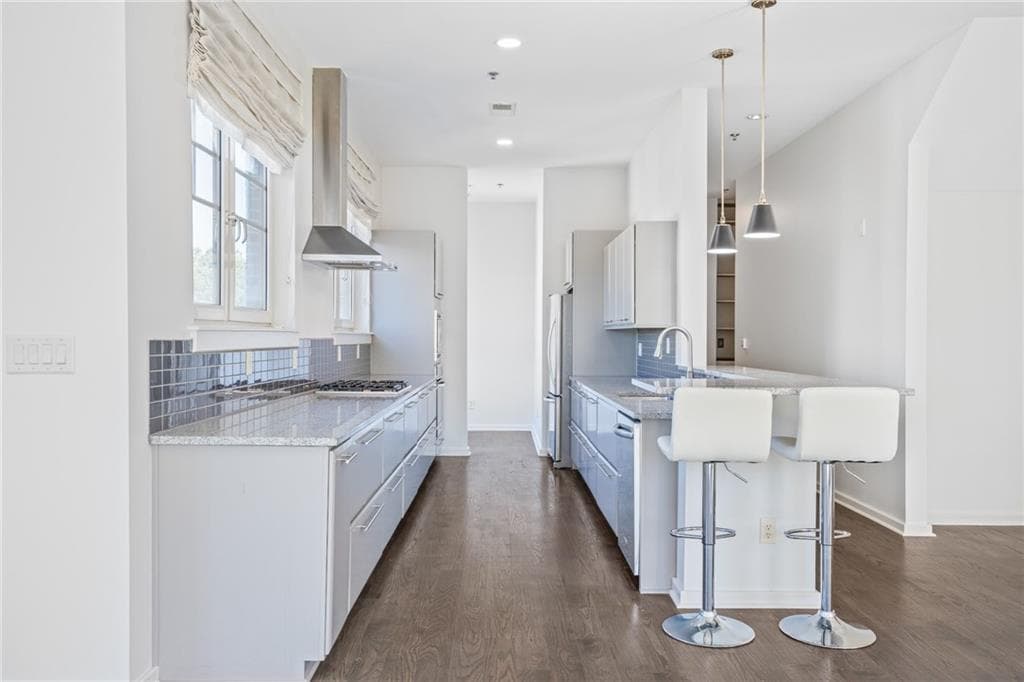2 bedroom, 3 bathroom, 2,188 sq ft condominium for sale at 1418 Dresden Drive 300, Atlanta, GA 30319 — photo 7