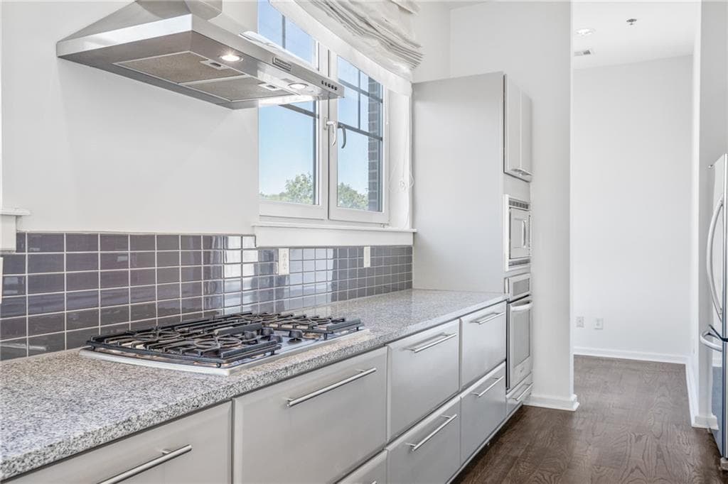 2 bedroom, 3 bathroom, 2,188 sq ft condominium for sale at 1418 Dresden Drive 300, Atlanta, GA 30319 — photo 9
