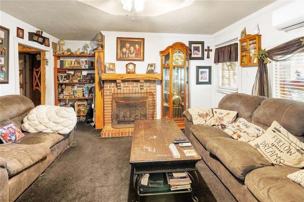 2 bedroom, 1 bathroom, 1,173 sq ft single family residence for sale at 5408 Spring Street, Flowery Branch, GA 30542 — photo 5