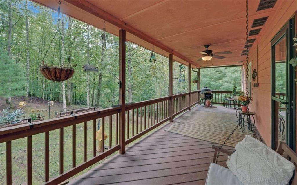 3 bedroom, 3 bathroom, 2,440 sq ft single family residence for sale at 75 Farley Court, Ellijay, GA 30540 — photo 6