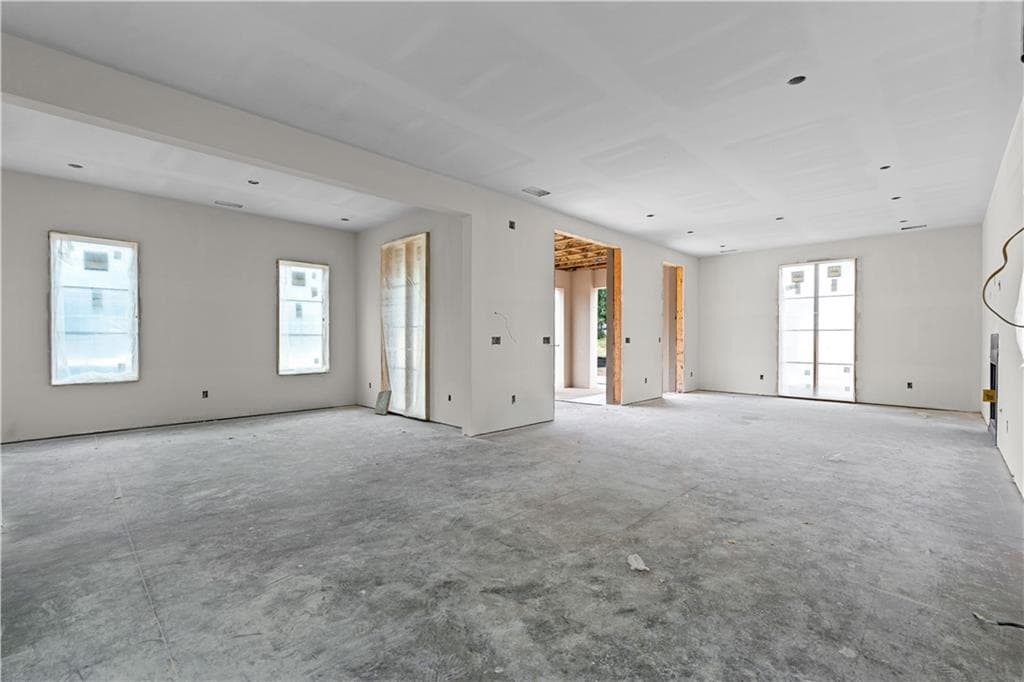 5 bedroom, 6 bathroom, 3,457 sq ft single family residence for sale at 200 Guild Lane, Fayetteville, GA 30214 — photo 5