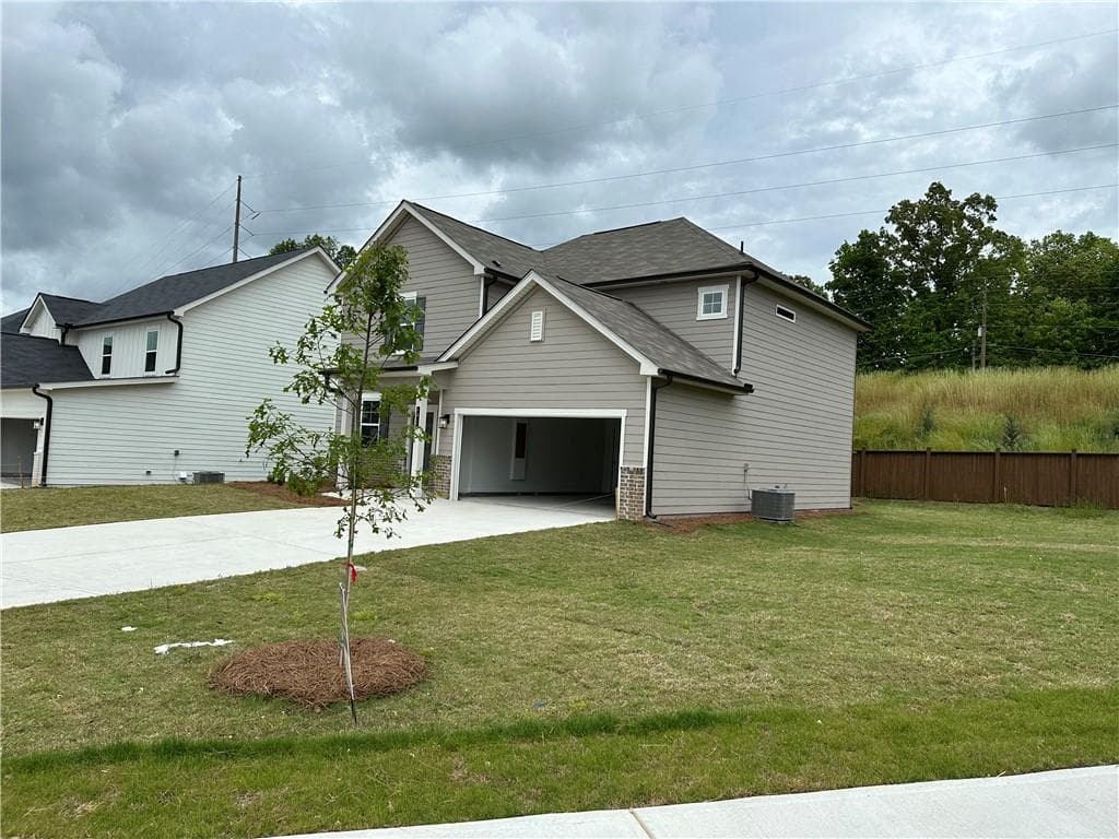 4 bedroom, 3 bathroom, 2,149 sq ft single family residence for rent at 171 Springwood Lane, Dawsonville, GA 30534 for $2,400 a month — photo 2