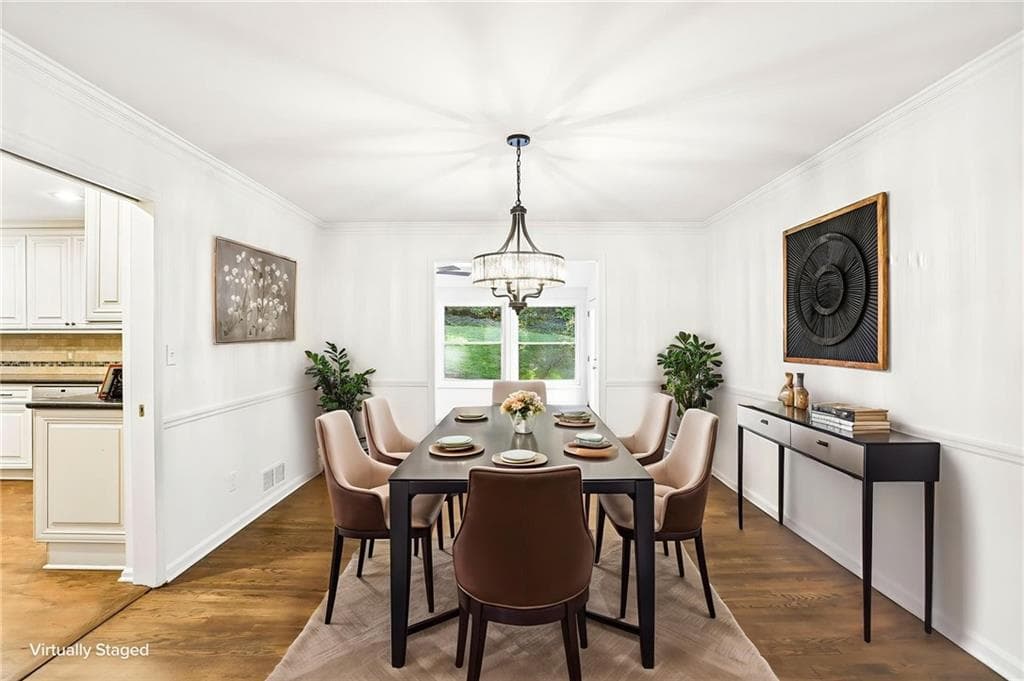 4 bedroom, 4 bathroom, 2,614 sq ft single family residence for sale at 495 Wyncourtney Drive, Sandy Springs, GA 30328 — photo 3