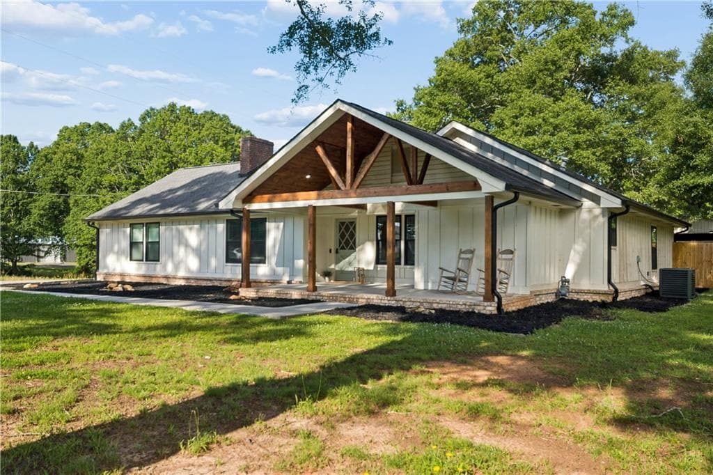 3 bedroom, 4 bathroom, 2,020 sq ft single family residence for sale at 7507 Campground Road, Cumming, GA 30040 — photo 6