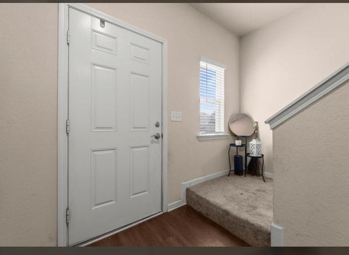 4 bedroom, 3 bathroom, 1,987 sq ft single family residence for sale at 755 Walnut Creek Circle, Pendergrass, GA 30567 — photo 3