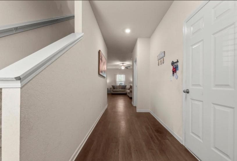 4 bedroom, 3 bathroom, 1,987 sq ft single family residence for sale at 755 Walnut Creek Circle, Pendergrass, GA 30567 — photo 4