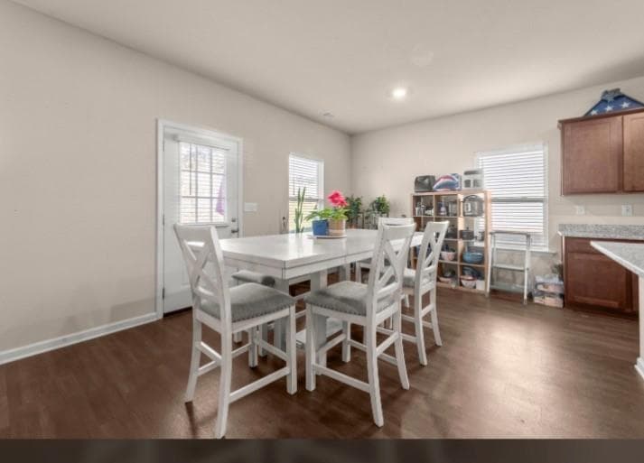 4 bedroom, 3 bathroom, 1,987 sq ft single family residence for sale at 755 Walnut Creek Circle, Pendergrass, GA 30567 — photo 7