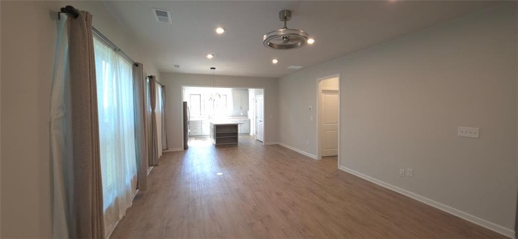 3 bedroom, 2 bathroom, 1,441 sq ft single family residence for rent at 5745 Grapewood Street, Hoschton, GA 30548 for $2,595 a month — photo 3