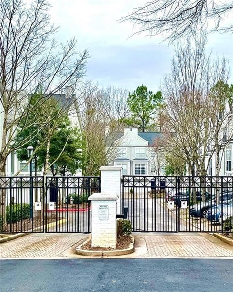 2 bedroom, 3 bathroom, 1,350 sq ft townhouse for rent at 1135 Village Court 1135, Atlanta, GA 30316 for $2,950 a month — photo 3
