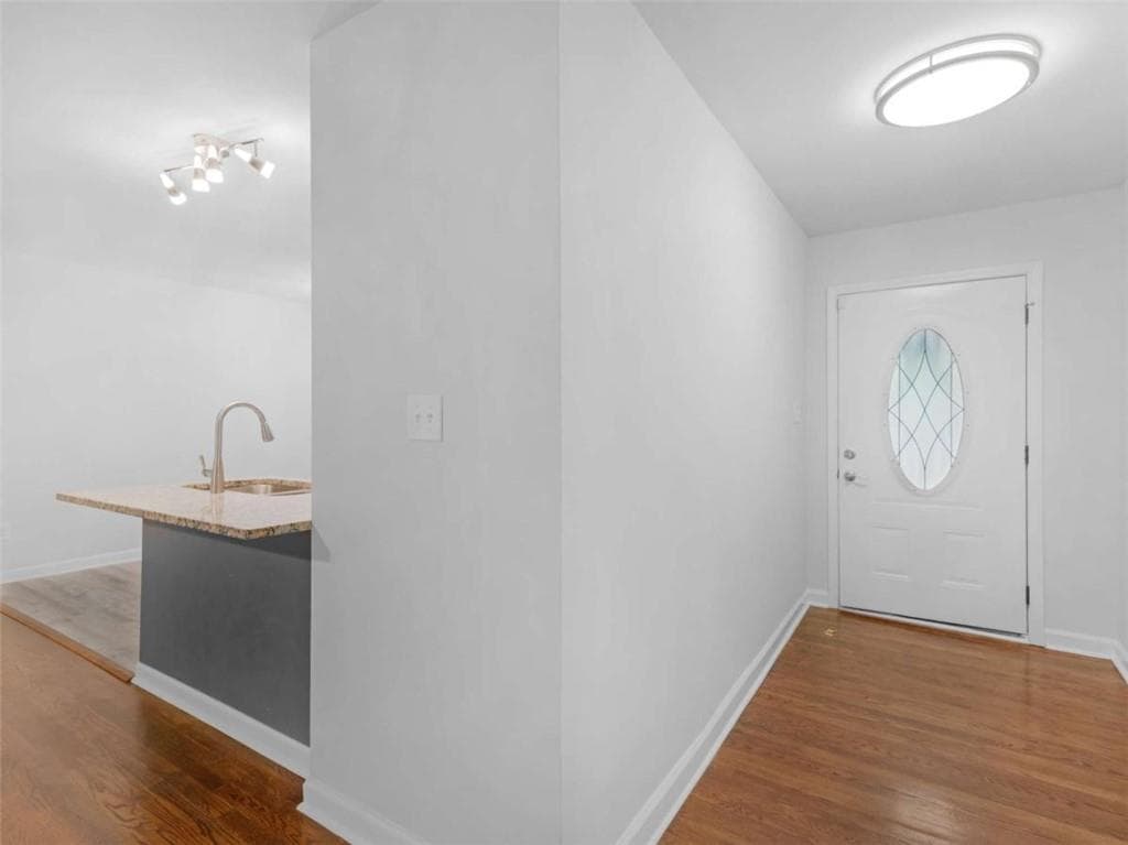 4 bedroom, 2 bathroom, 1,796 sq ft single family residence for sale at 870 Mount Tabor Road, Oxford, GA 30054 — photo 2