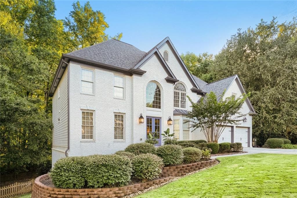 5 bedroom, 4 bathroom, 3,521 sq ft single family residence for sale at 1901 Flat Creek Court, Acworth, GA 30101 — photo 3