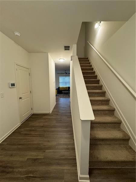 3 bedroom, 3 bathroom, 1,421 sq ft townhouse for rent at 3366 Tarian Way, Decatur, GA 30034 for $2,100 a month — photo 2