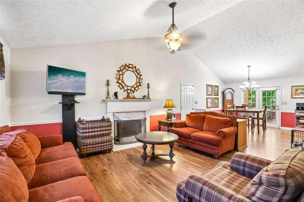 3 bedroom, 2 bathroom, 1,280 sq ft single family residence for sale at 255 Orchard View, Ellenwood, GA 30294 — photo 4