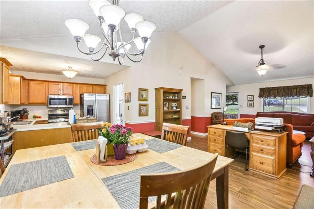3 bedroom, 2 bathroom, 1,280 sq ft single family residence for sale at 255 Orchard View, Ellenwood, GA 30294 — photo 8