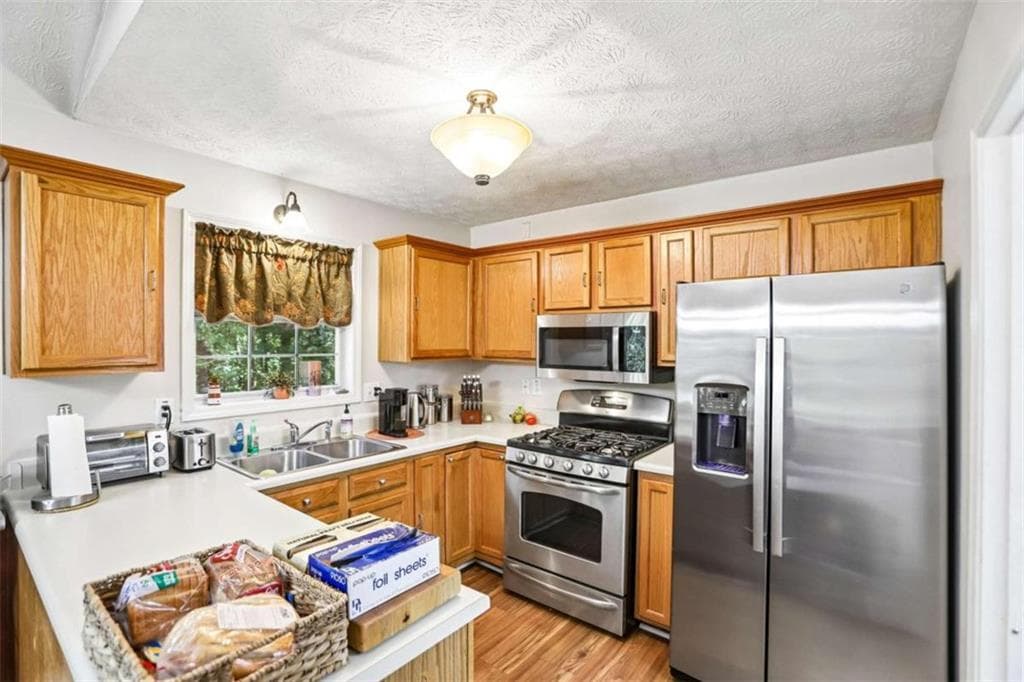 3 bedroom, 2 bathroom, 1,280 sq ft single family residence for sale at 255 Orchard View, Ellenwood, GA 30294 — photo 10
