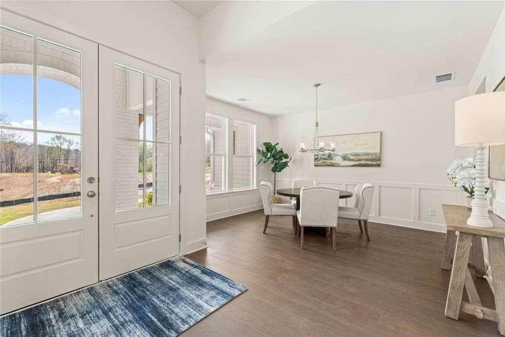 5 bedroom, 5 bathroom, 3,659 sq ft single family residence for sale at 8290 Creekside Overlook Drive, Gainesville, GA 30506 — photo 10