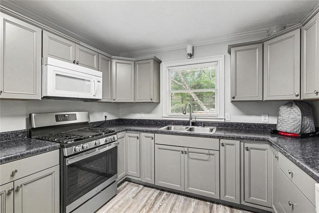 3 bedroom, 2 bathroom, 1,752 sq ft single family residence for sale at 6 Bluebird Lane, Tallapoosa, GA 30176 — photo 6
