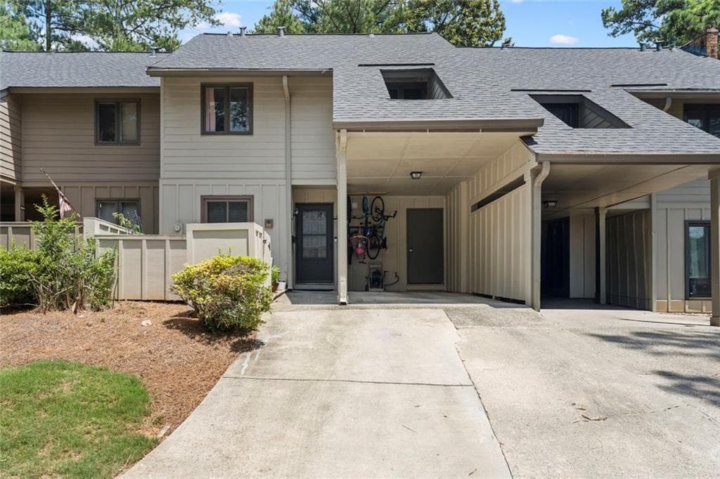 4 bedroom, 3 bathroom, 1,856 sq ft townhouse for sale at 897 Cedar Canyon Square, Marietta, GA 30067 — photo 3