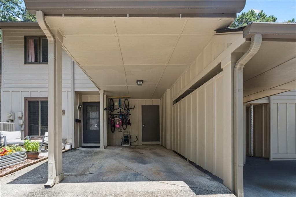4 bedroom, 3 bathroom, 1,856 sq ft townhouse for sale at 897 Cedar Canyon Square, Marietta, GA 30067 — photo 7