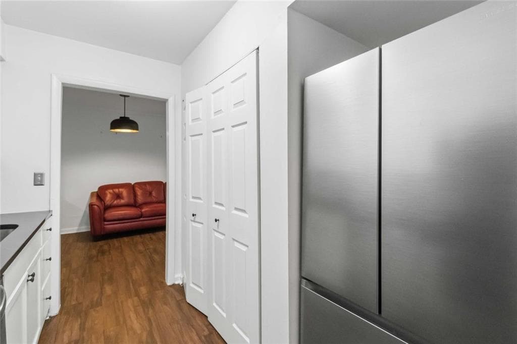 1 bedroom, 1 bathroom, 775 sq ft condominium for sale at 1150 Collier Road K23, Atlanta, GA 30318 — photo 9