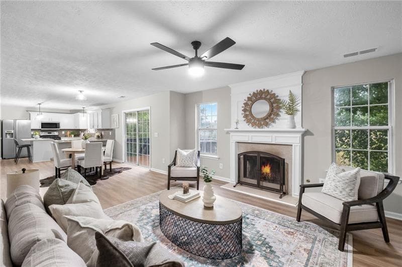 6 bedroom, 4 bathroom, 3,576 sq ft single family residence for sale at 5077 Newpark Drive, Acworth, GA 30101 — photo 2