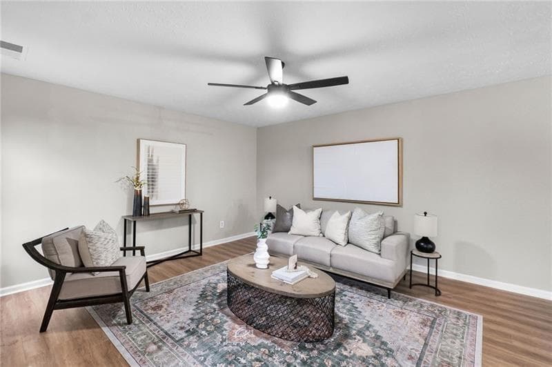 6 bedroom, 4 bathroom, 3,576 sq ft single family residence for sale at 5077 Newpark Drive, Acworth, GA 30101 — photo 5