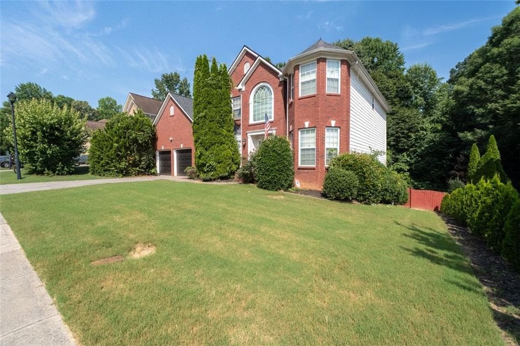 6 bedroom, 5 bathroom, 5,108 sq ft single family residence for sale at 2989 Heritage Oaks Circle, Dacula, GA 30019 — photo 3