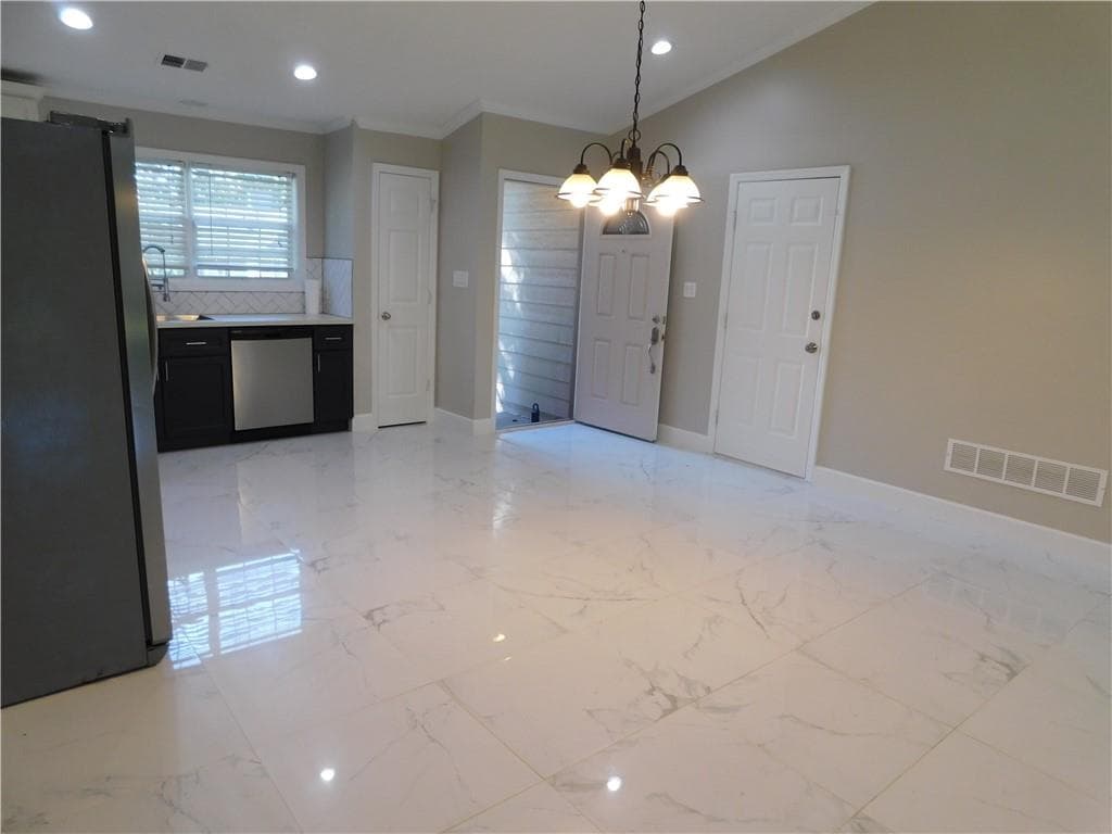 3 bedroom, 2 bathroom, 1,618 sq ft single family residence for sale at 652 Ravinia Way, Lawrenceville, GA 30044 — photo 8