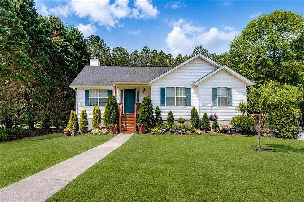 5 bedroom, 3 bathroom, 3,048 sq ft single family residence for rent at 2657 Amberly Glen Drive, Dacula, GA 30019 for $2,500 a month