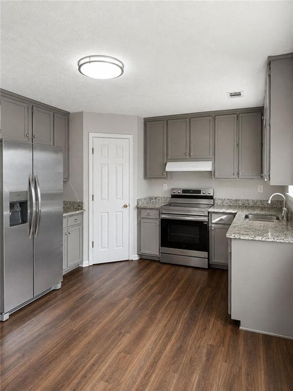 5 bedroom, 3 bathroom, 3,048 sq ft single family residence for rent at 2657 Amberly Glen Drive, Dacula, GA 30019 for $2,500 a month — photo 4