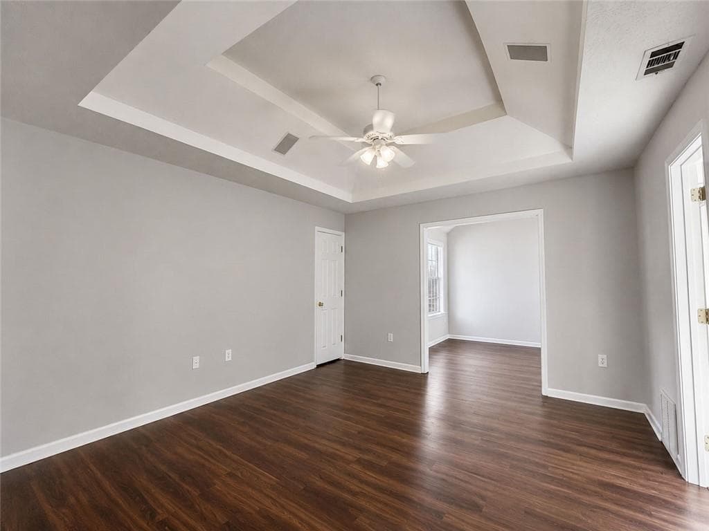 5 bedroom, 3 bathroom, 3,048 sq ft single family residence for rent at 2657 Amberly Glen Drive, Dacula, GA 30019 for $2,500 a month — photo 6