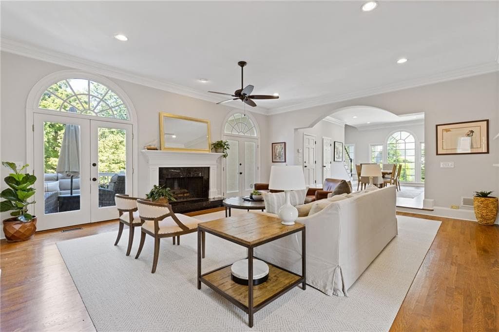 5 bedroom, 5 bathroom, 6,660 sq ft single family residence for sale at 3322 Sulky Circle, Marietta, GA 30067 — photo 7