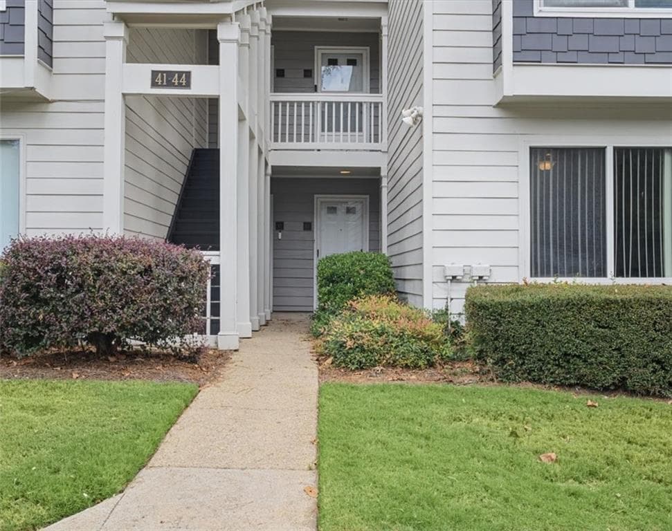2 bedroom, 2 bathroom, 1,466 sq ft condominium for rent at 43 Rumson Court, Smyrna, GA 30080 for $2,175 a month — photo 3