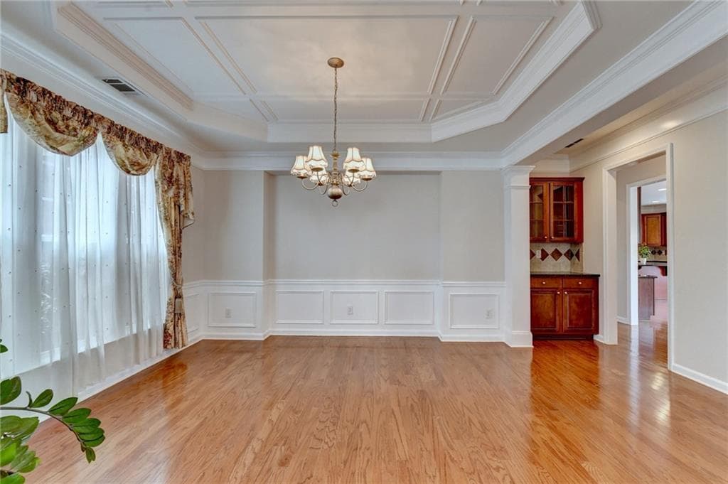 6 bedroom, 5 bathroom, 5,710 sq ft single family residence for sale at 3153 Cambria Road, Atlanta, GA 30331 — photo 8