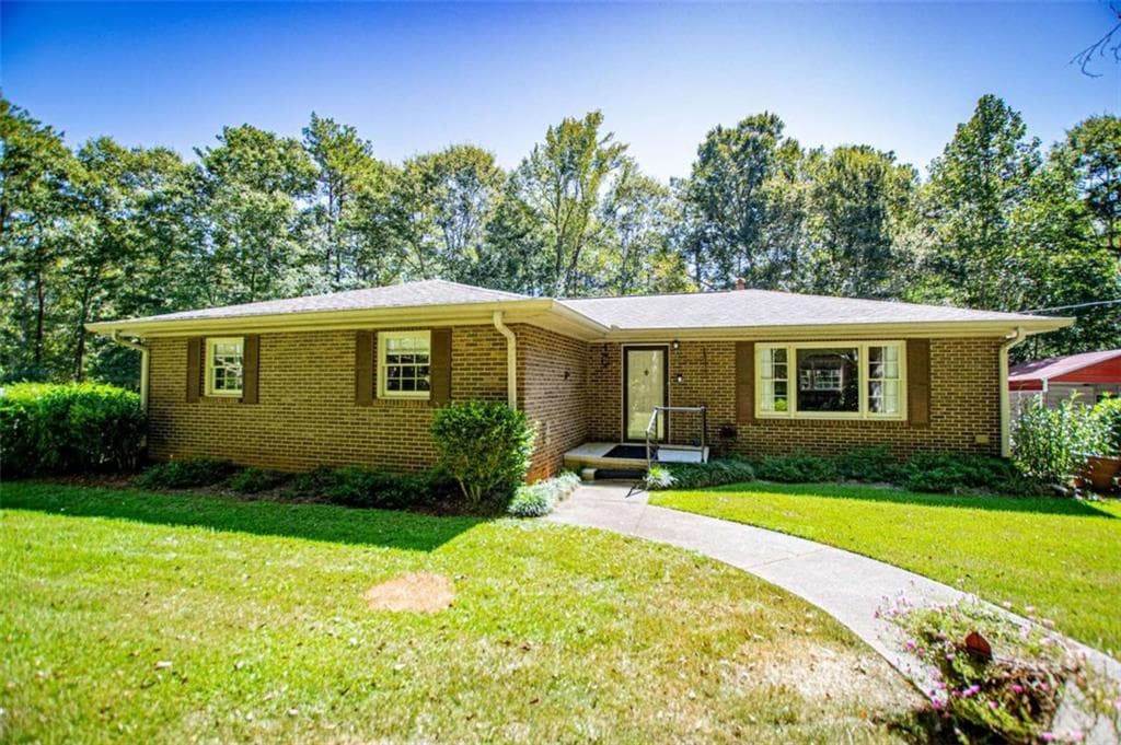 4 bedroom, 3 bathroom, 1,612 sq ft single family residence for sale at 59 Hutcheson Ferry Road, Whitesburg, GA 30185 — photo 4