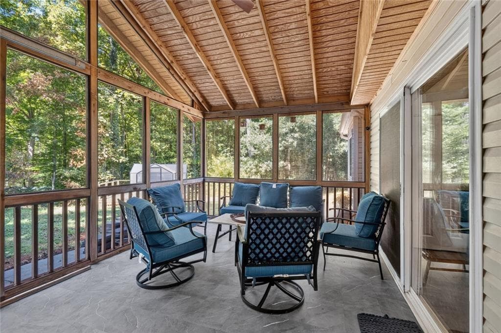 4 bedroom, 2 bathroom, 2,330 sq ft single family residence for sale at 4692 Devencrest Lane, Buford, GA 30519 — photo 4