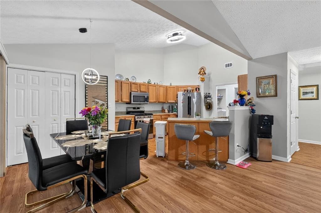 4 bedroom, 2 bathroom, 2,330 sq ft single family residence for sale at 4692 Devencrest Lane, Buford, GA 30519 — photo 6