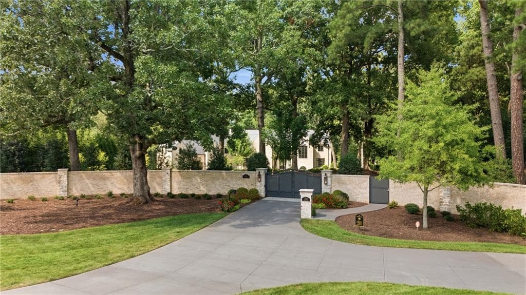 7 bedroom, 12 bathroom, 17,572 sq ft single family residence for sale at 5420 Buice Road, Johns Creek, GA 30022 — photo 5