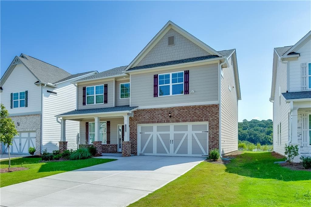 5 bedroom, 4 bathroom, 2,562 sq ft single family residence for rent at 7240 Millbrae Walk, Flowery Branch, GA 30542 for $2,750 a month — photo 3