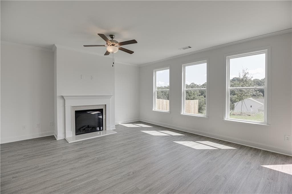 5 bedroom, 4 bathroom, 2,562 sq ft single family residence for rent at 7240 Millbrae Walk, Flowery Branch, GA 30542 for $2,750 a month — photo 8