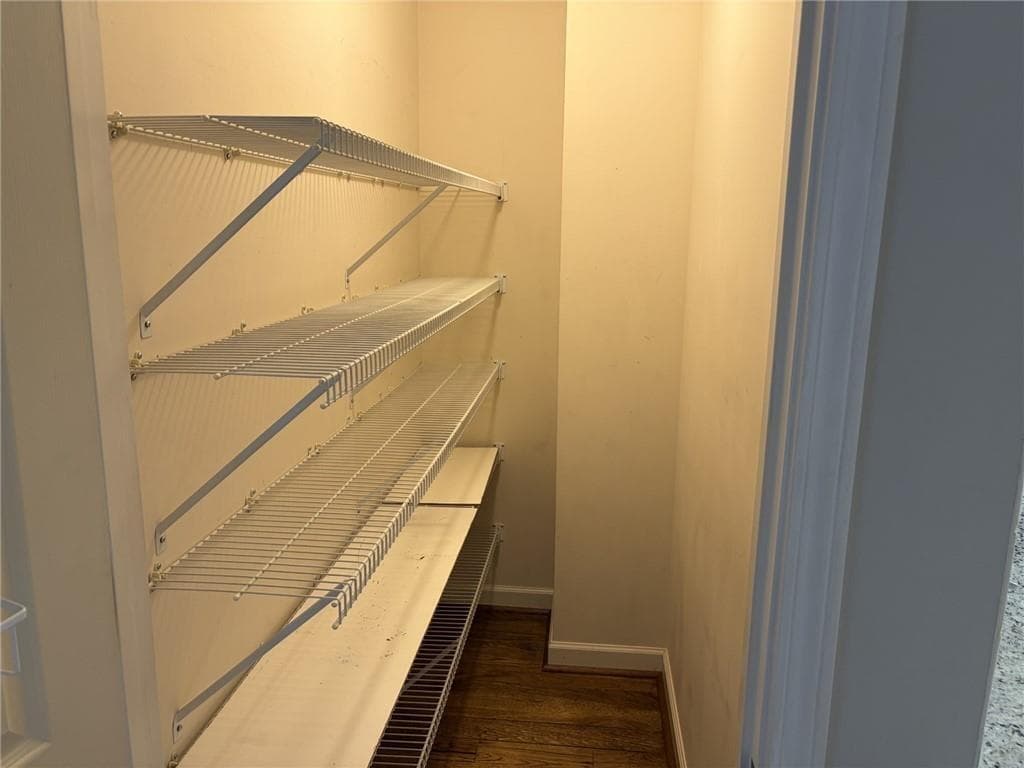 5 bedroom, 4 bathroom, 4,505 sq ft single family residence for sale at 978 SW Mill Bend Drive, Lawrenceville, GA 30044 — photo 6