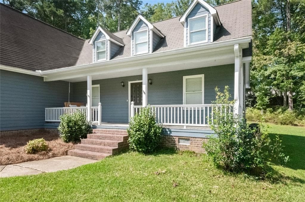 4 bedroom, 3 bathroom, 2,951 sq ft single family residence for sale at 121 W Allison Circle, Carrollton, GA 30117 — photo 3