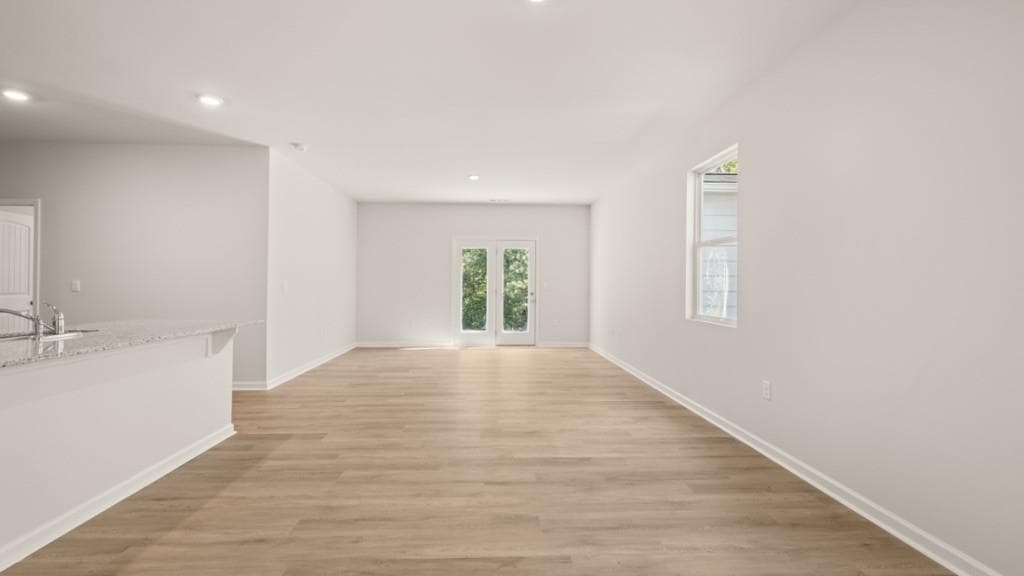 5 bedroom, 3 bathroom, 2,361 sq ft single family residence for sale at 185 Rolling Meadow Trace, Jasper, GA 30143 — photo 8