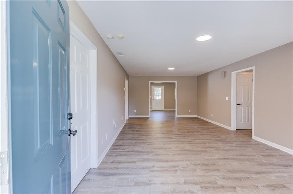 4 bedroom, 2 bathroom, 1,861 sq ft single family residence for sale at 51 Alexander Street, Winder, GA 30680 — photo 6