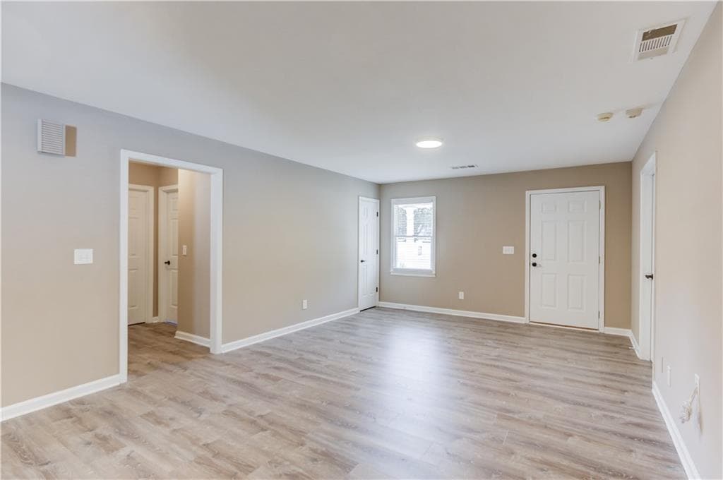 4 bedroom, 2 bathroom, 1,861 sq ft single family residence for sale at 51 Alexander Street, Winder, GA 30680 — photo 10