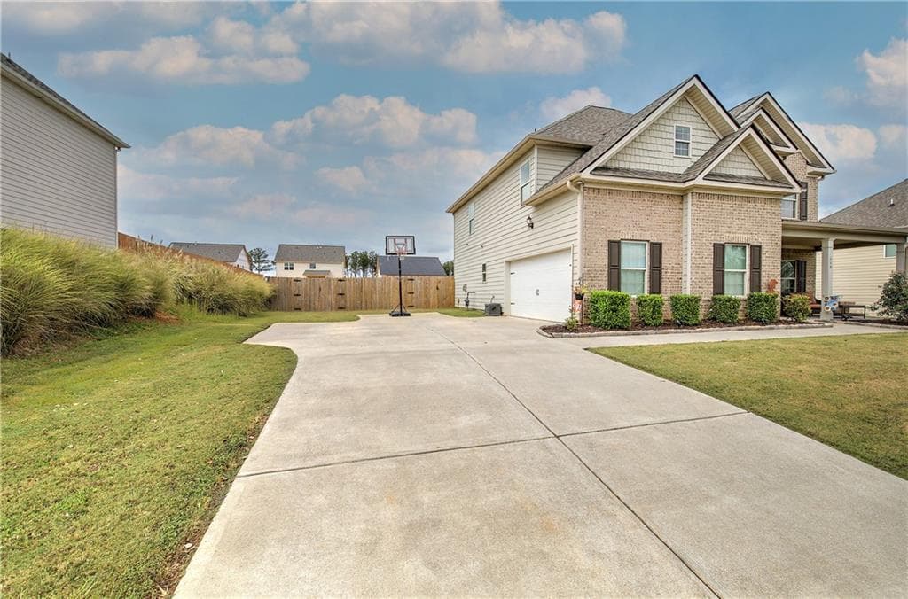 4 bedroom, 3 bathroom, 2,768 sq ft single family residence for sale at 519 Adare Parkway, Adairsville, GA 30103 — photo 4