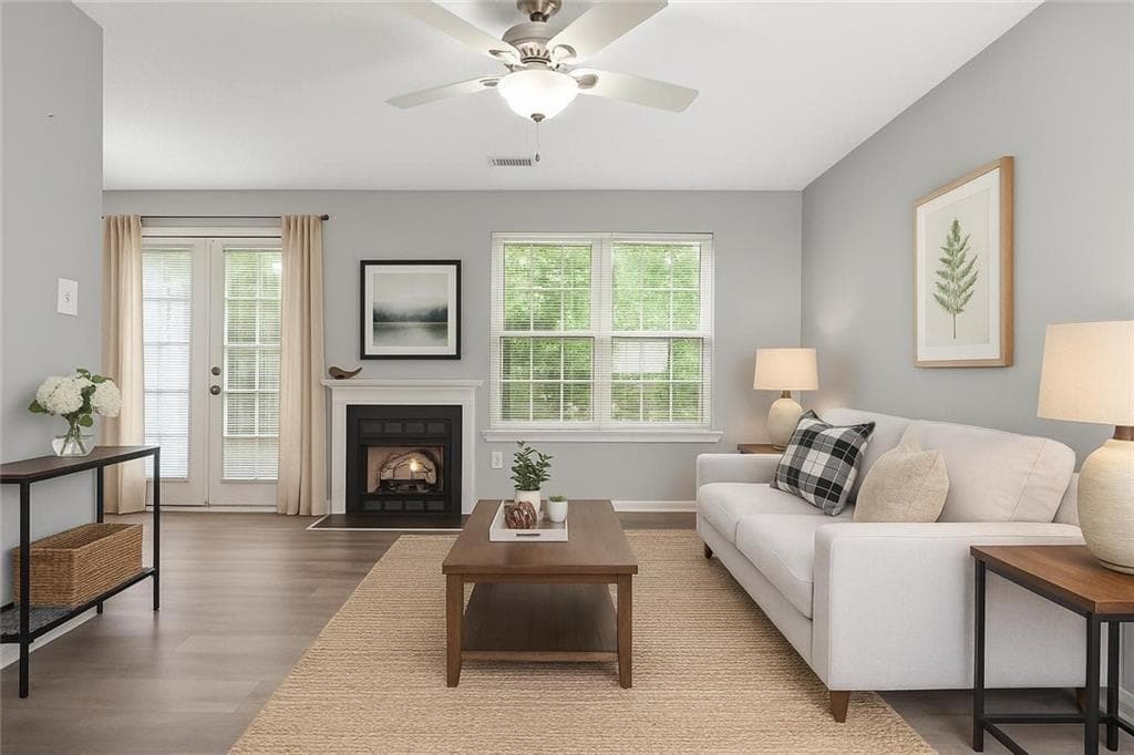 3 bedroom, 3 bathroom, 1,212 sq ft townhouse for sale at 6947 Gallant Circle 10, Mableton, GA 30126 — photo 3