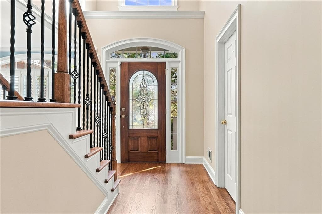 4 bedroom, 3 bathroom, 2,583 sq ft single family residence for sale at 211 Montana Way, Canton, GA 30114 — photo 3