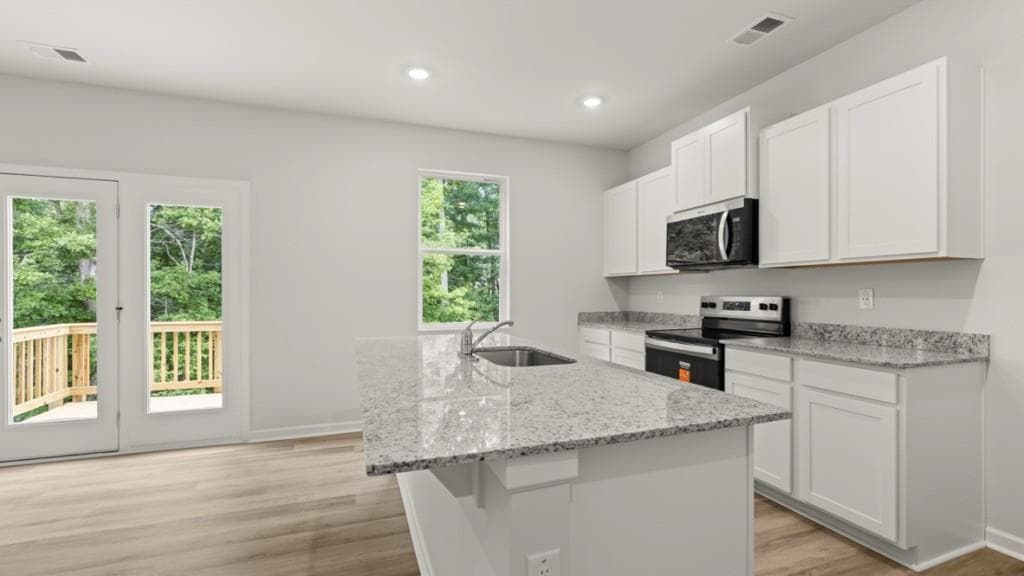 4 bedroom, 3 bathroom, 1,991 sq ft single family residence for sale at 103 Glenrise Road, Dallas, GA 30157 — photo 4